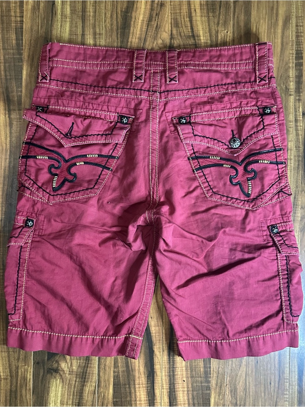 Y2K Rock Revival Cargo shorts - Picture 4 of 9